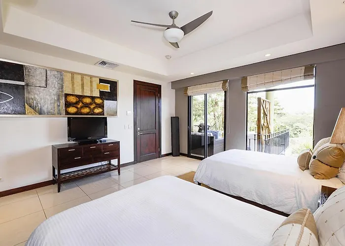 Modern 3br With Partial Ocean View - Carao - Reserva Conchal Golf Ferienhaus *